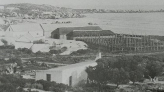 Old Black and white archive photo of Paternoster