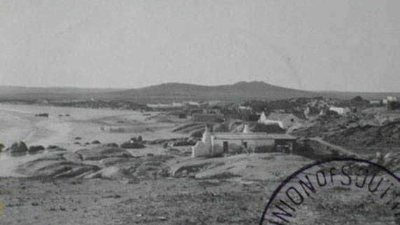 Old Black and white archive photo of Paternoster