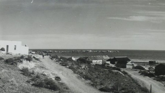 Old Black and white archive photo of Paternoster