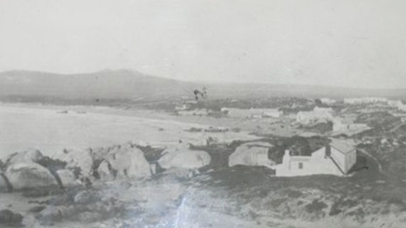 Old Black and white archive photo of Paternoster